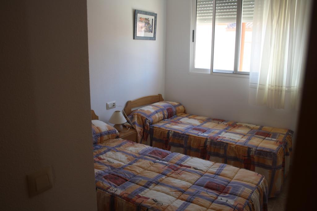Alquileres Figuerola Oasis Park Apartment เพนิสโคลา ภายนอก รูปภาพ